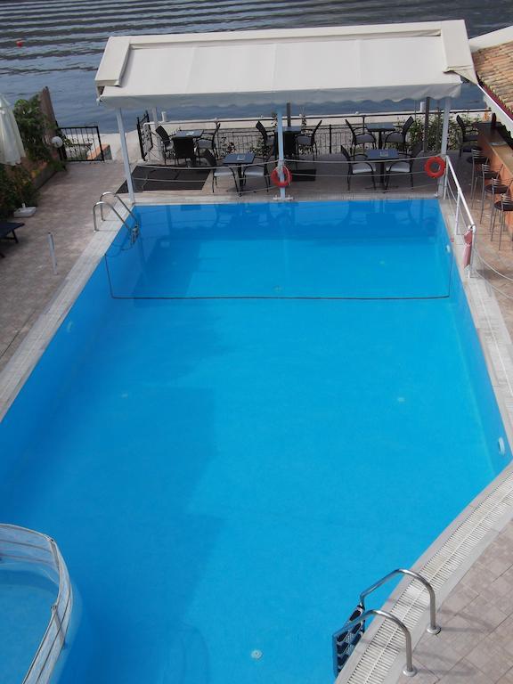 Appartement Stella 's Sea Front Yénion